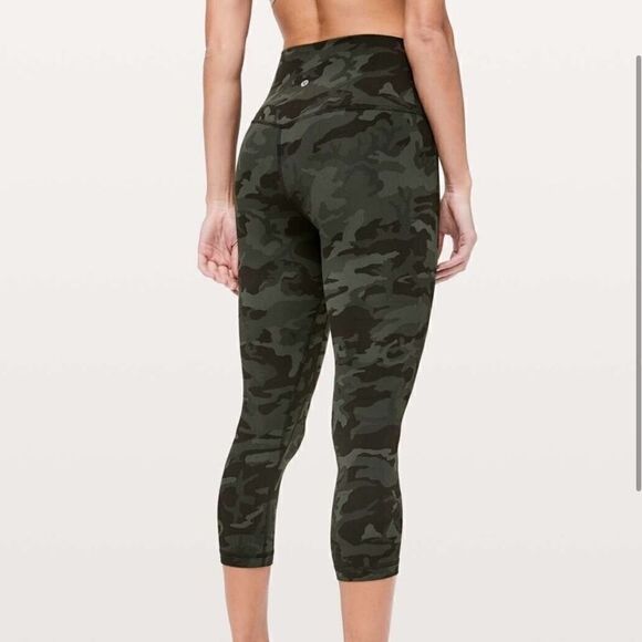Lululemon Align High Rise Crop Legging Incognito Camo Multi Gator Green - Picture 1 of 12